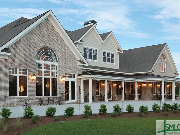 3rd image of 105 Wood Glen Retreat