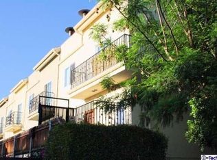 14121 Erwin St, Van Nuys, CA 91401