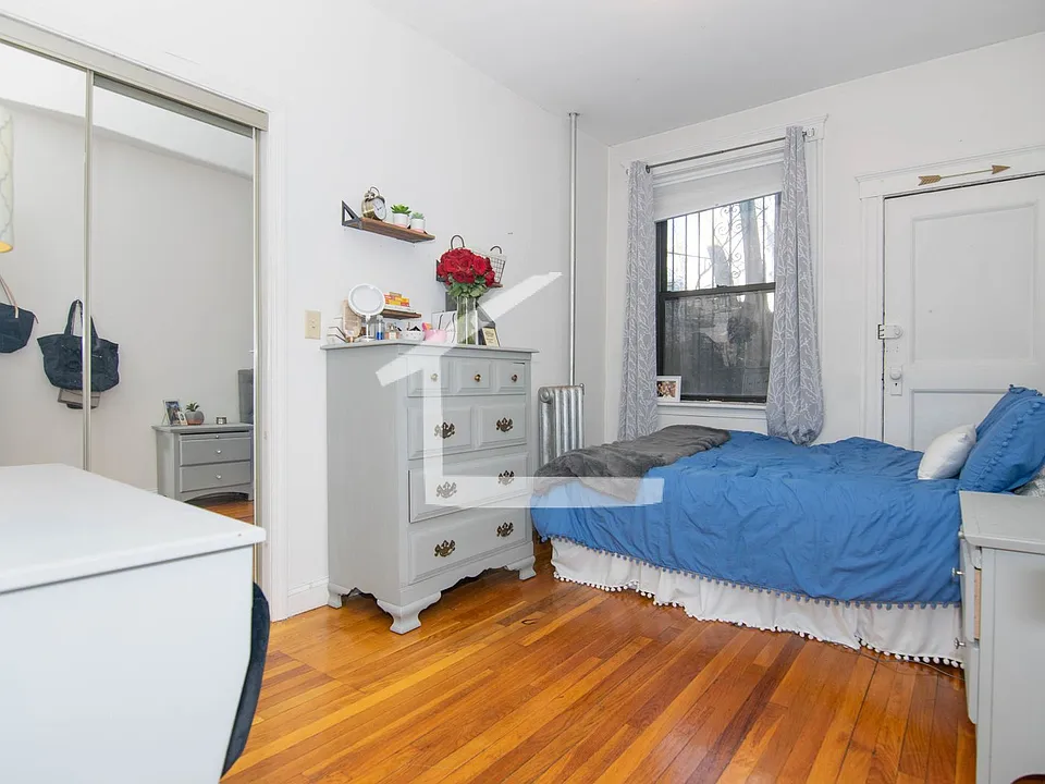 23 Cummings Rd #4