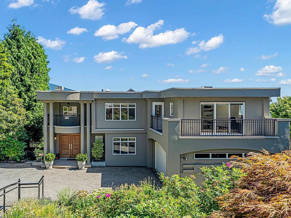1st image of 574 Saint Andrews Pl