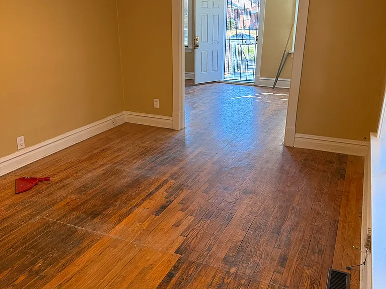 4711 Lewis Pl — Photo 3