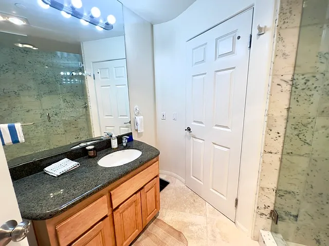 3993 Stonebridge Ct — Photo 10