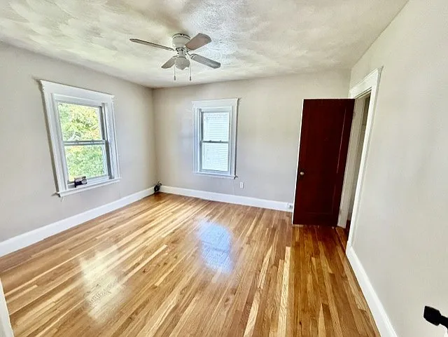 272 Willis Ave #1 — Photo 8