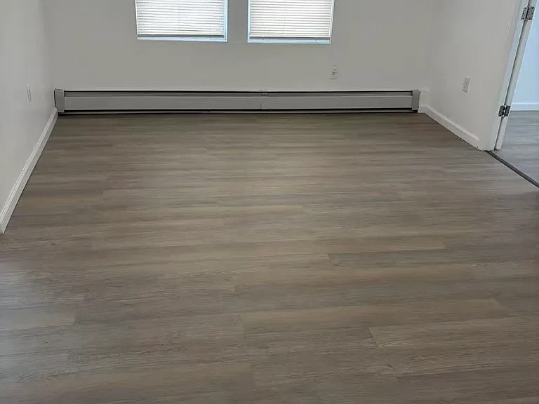 1644 E 33rd St #2 — Photo 6