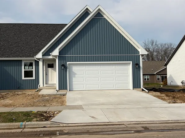 380 Lilac Ln #11, Stoughton, WI 53589