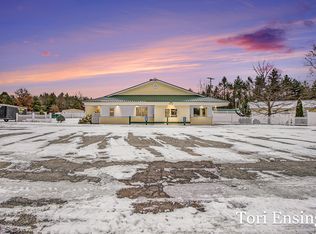 25/29 S Greenville Rd, Greenville, MI 48838