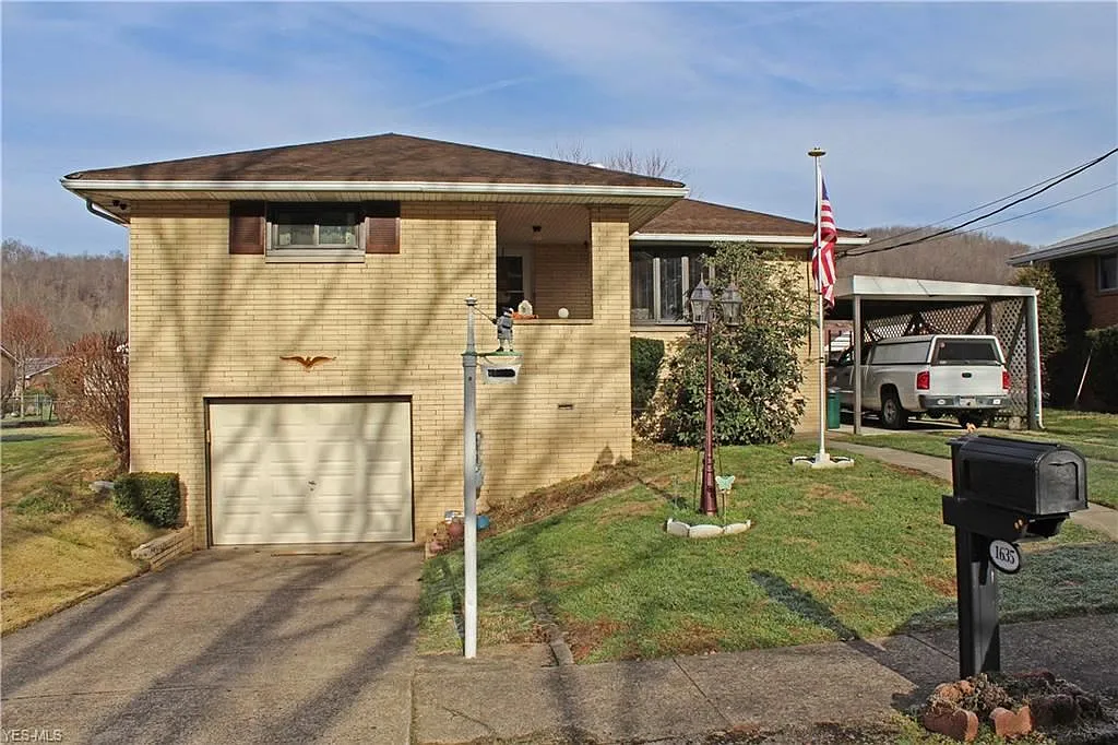 1635 Kings Creek Rd photo 1