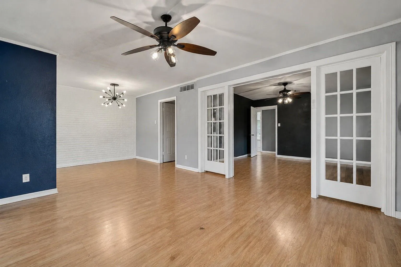 2 bed, 2.0 bath, 1104 sqft, $1,900 — Photo 3