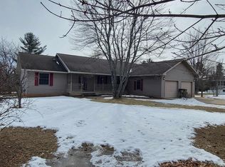825 Colleen Circle Dr, Quinnesec, MI 49876