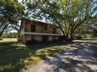 3515 Clayhead Rd, Richmond, TX 77406