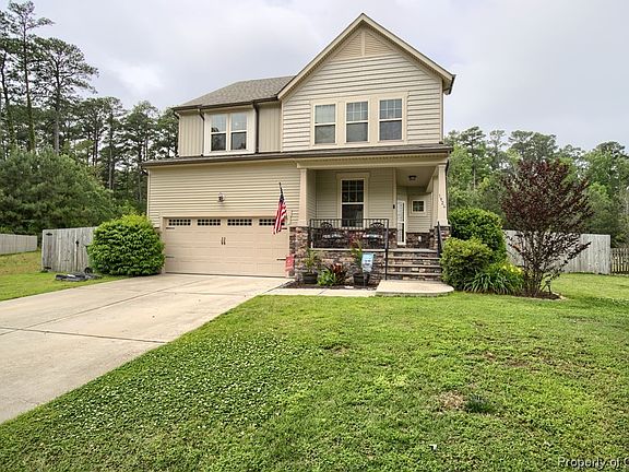 5th image of 1924 Merrick Dr