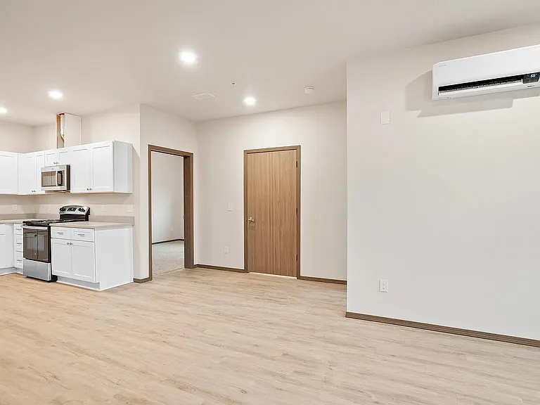 Cannon Apartments — Photo 21