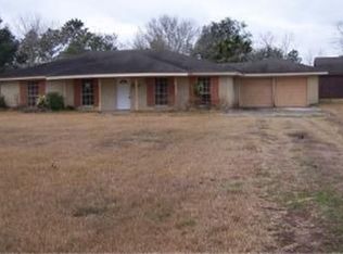 4820 Saddle Dr, Needville, TX 77461
