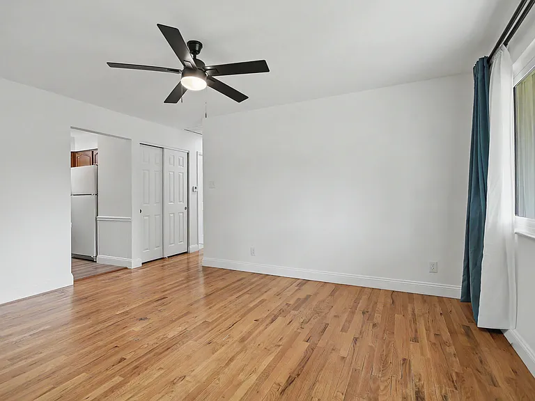 11247 Fawnhaven Dr — Photo 3