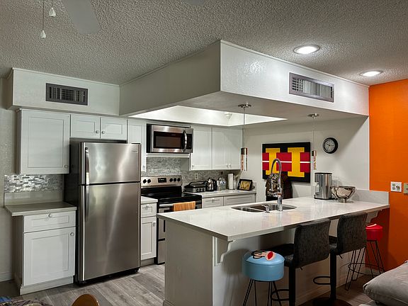 2nd image of 1655 E Palm Canyon Dr Unit 611