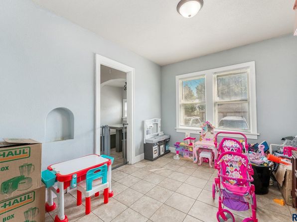 sioux-falls-south-dakota-85818630 picture