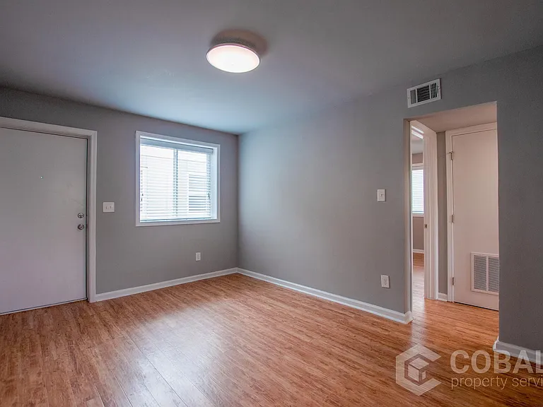 271 Glen Iris Dr NE #5B — Photo 7