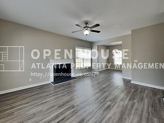 3rd image of 45 Moreland Cir