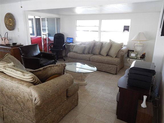 5th image of 5721 SW Cypress Drive