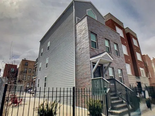 321 W Schiller St #1 Photo 1