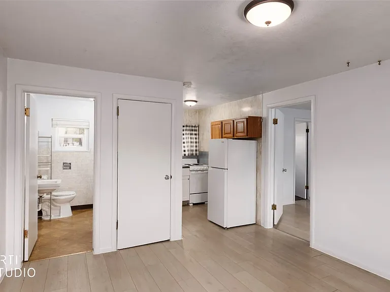 190 S Main St #39 — Photo 6