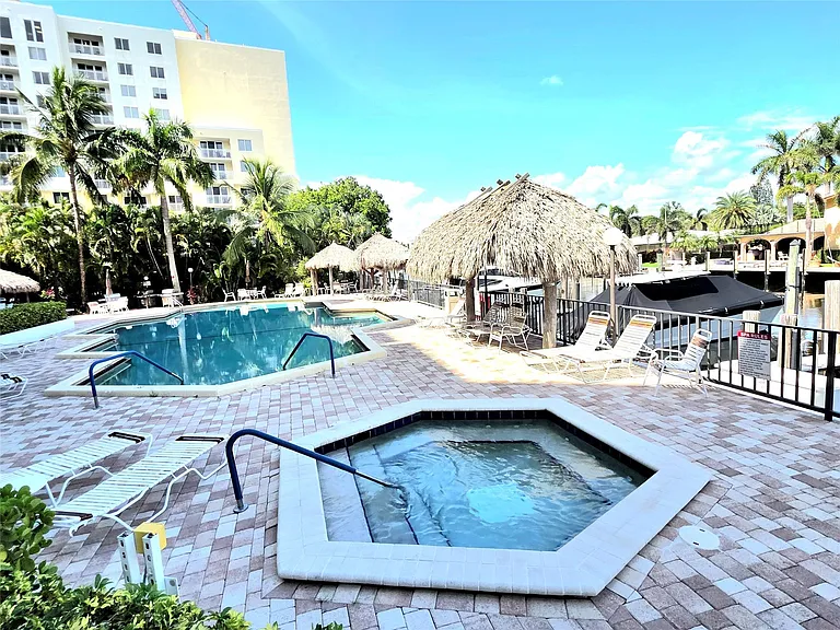 1631 S Ocean Blvd #1006 — Photo 31