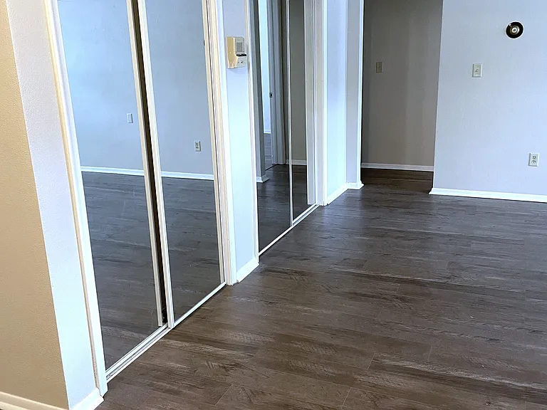 Snelling Avenue Apartments — Photo 46