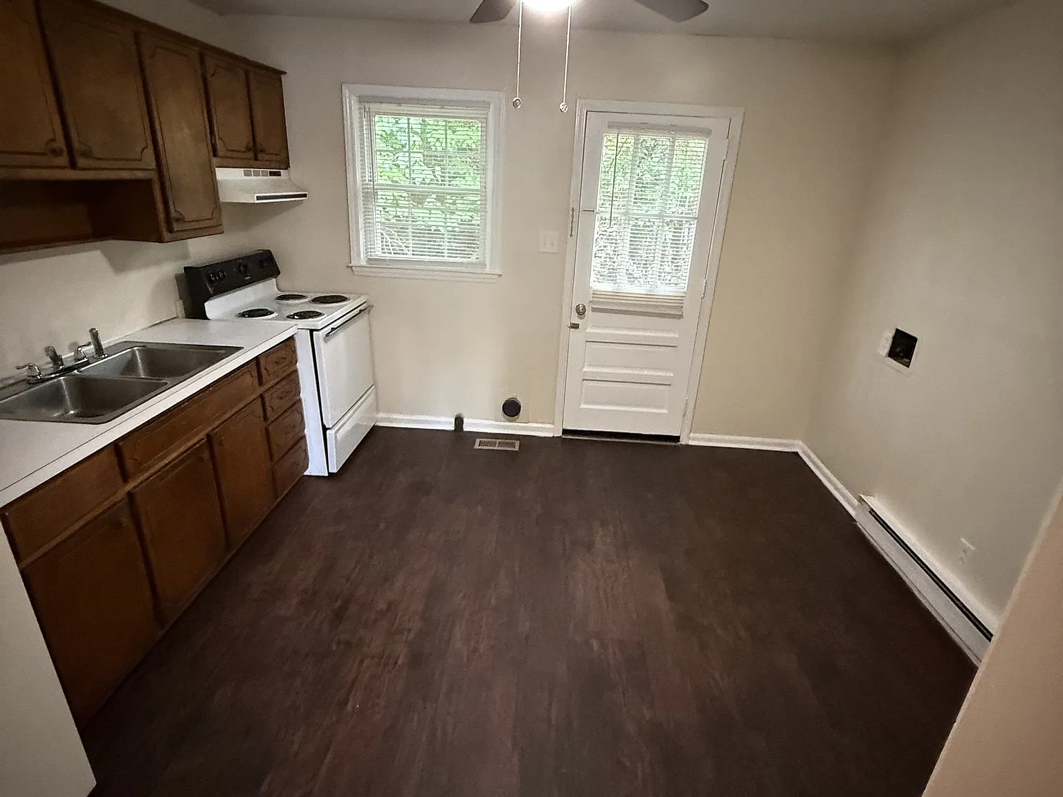 241 Sedgefield Lane Danville, VA 24541 - 1 — Photo 4
