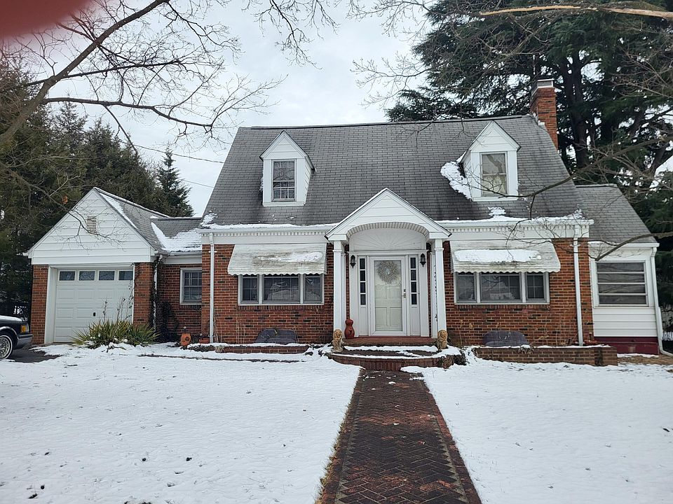 1st image of 3737 Hawley Dr