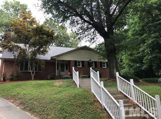 500 Hillhaven Ter, Roxboro, NC 27573