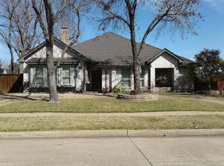 2709 Oak Springs Dr, Garland, TX 75044