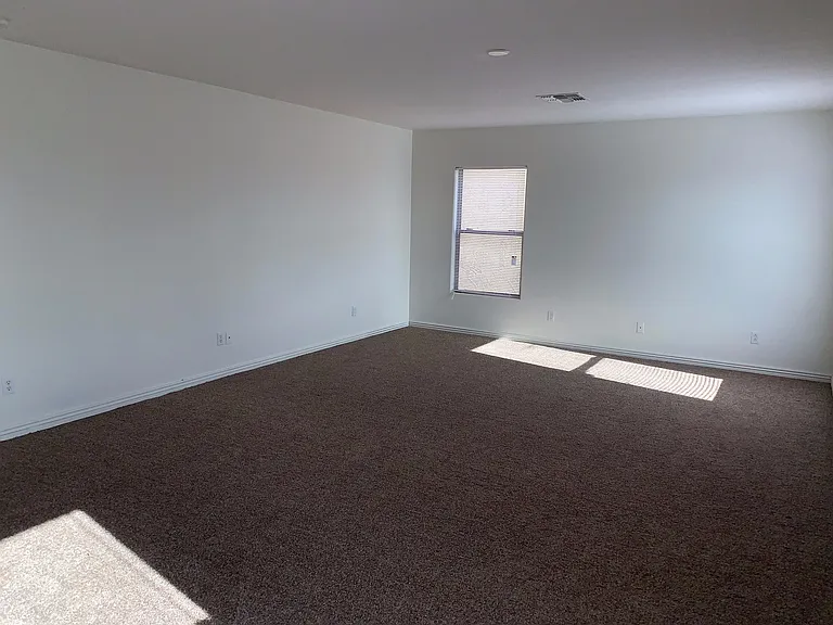 43589 W Cowpath Rd — Photo 20
