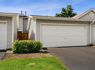 368 Dogwood Ter, Buffalo Grove, IL 60089
