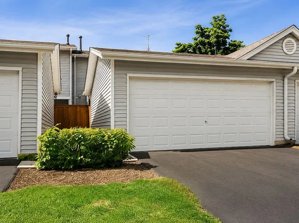 368 Dogwood Ter, Buffalo Grove, IL 60089