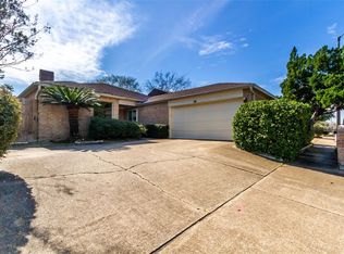 14127 Woodnook Dr, Houston, TX 77077