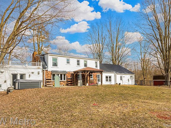 4th image of 8665 Meskill Rd