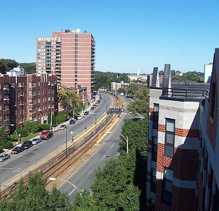 2nd image of 1933 Commonwealth Ave #1933
