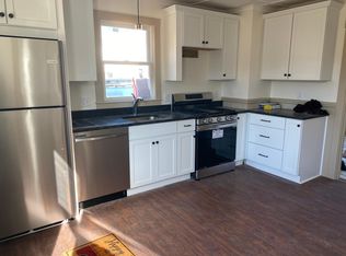 92 Spooner St, Plymouth, MA 02360