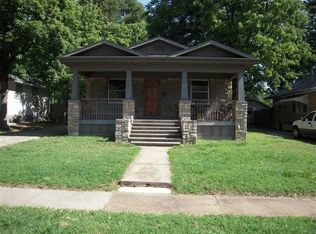 1027 E Delmar St, Springfield, MO 65807