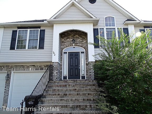 2nd image of 162 Vail Ct