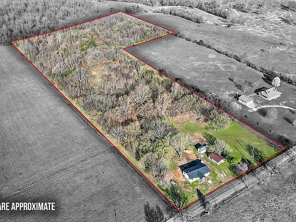 3rd image of 145 Coy Rd