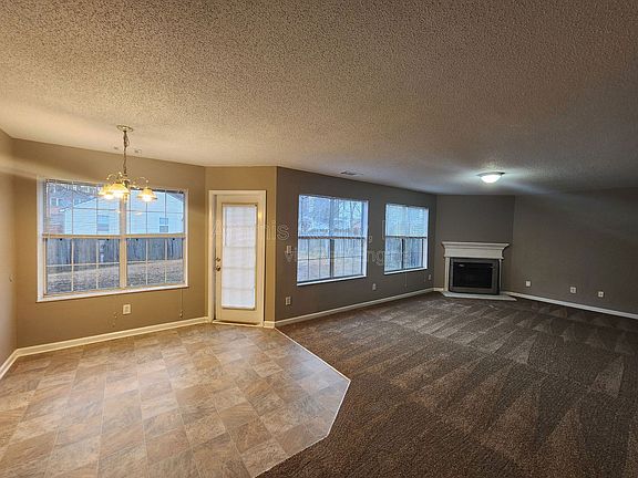 2nd image of 5886 Ravensway Dr