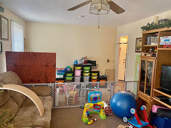 2nd image of 1567 Armistead Dr