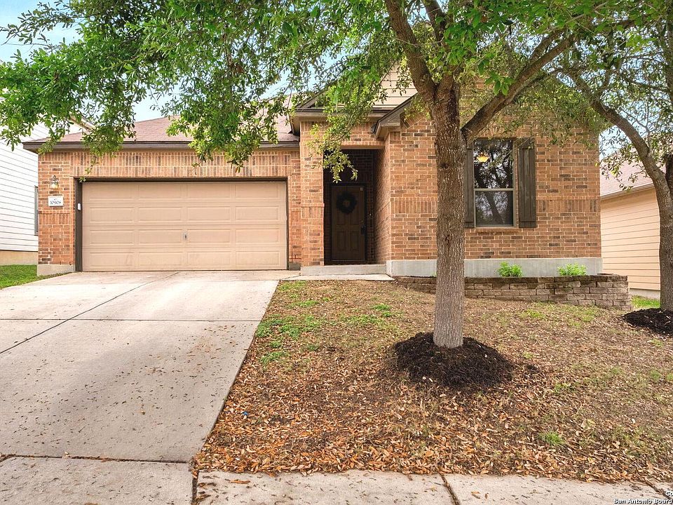 1st image of 10908 ALMOND CREST DR