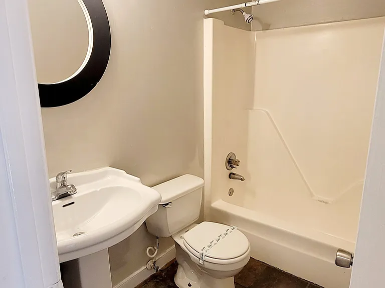2742 Goolsby Ave — Photo 7