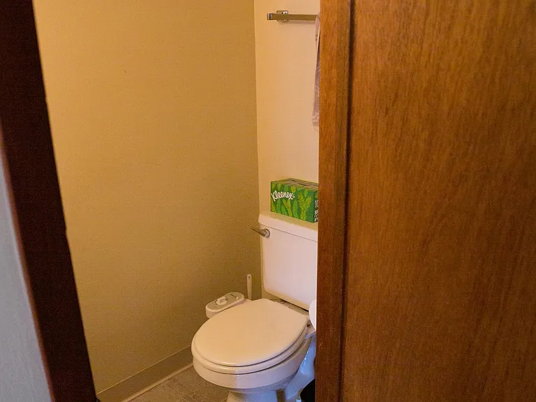 1317 S Thompson Dr — Photo 32