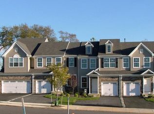 201 Redclover Rd, Upper Macungie Township, PA 18104