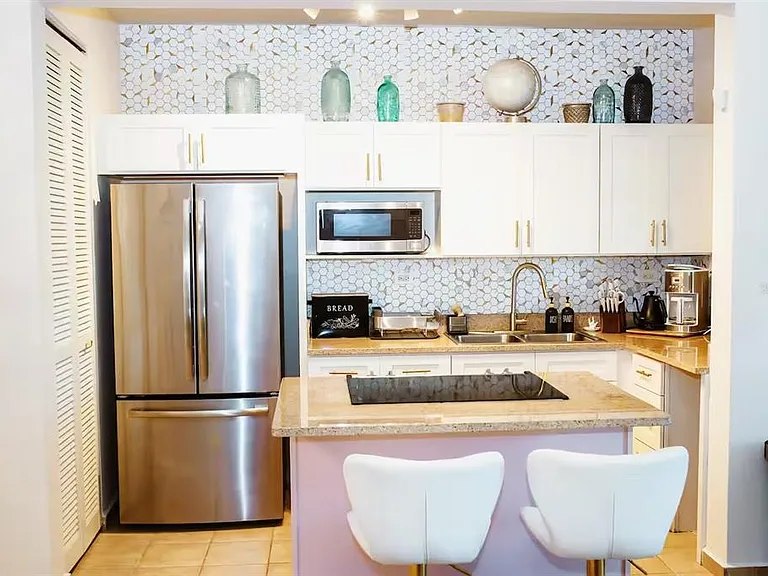 180 Palmas Dr #27C — Photo 3