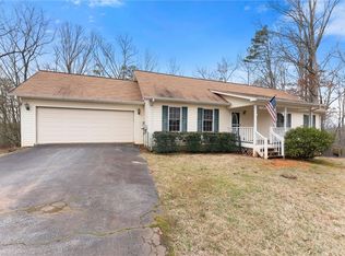 337 Claystone Walk, Cleveland, GA 30528