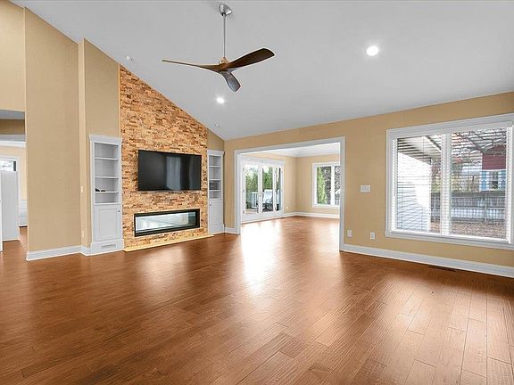 5th image of 1273 Sanctuary Cir